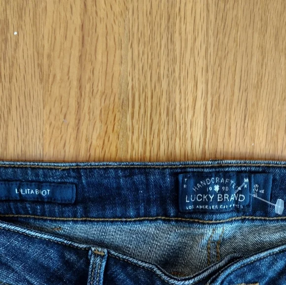 Lucky Brand Lolita Boot Cut Jeans Size 8 Mid Rise Medium Wash Boho Western - Picture 3 of 4